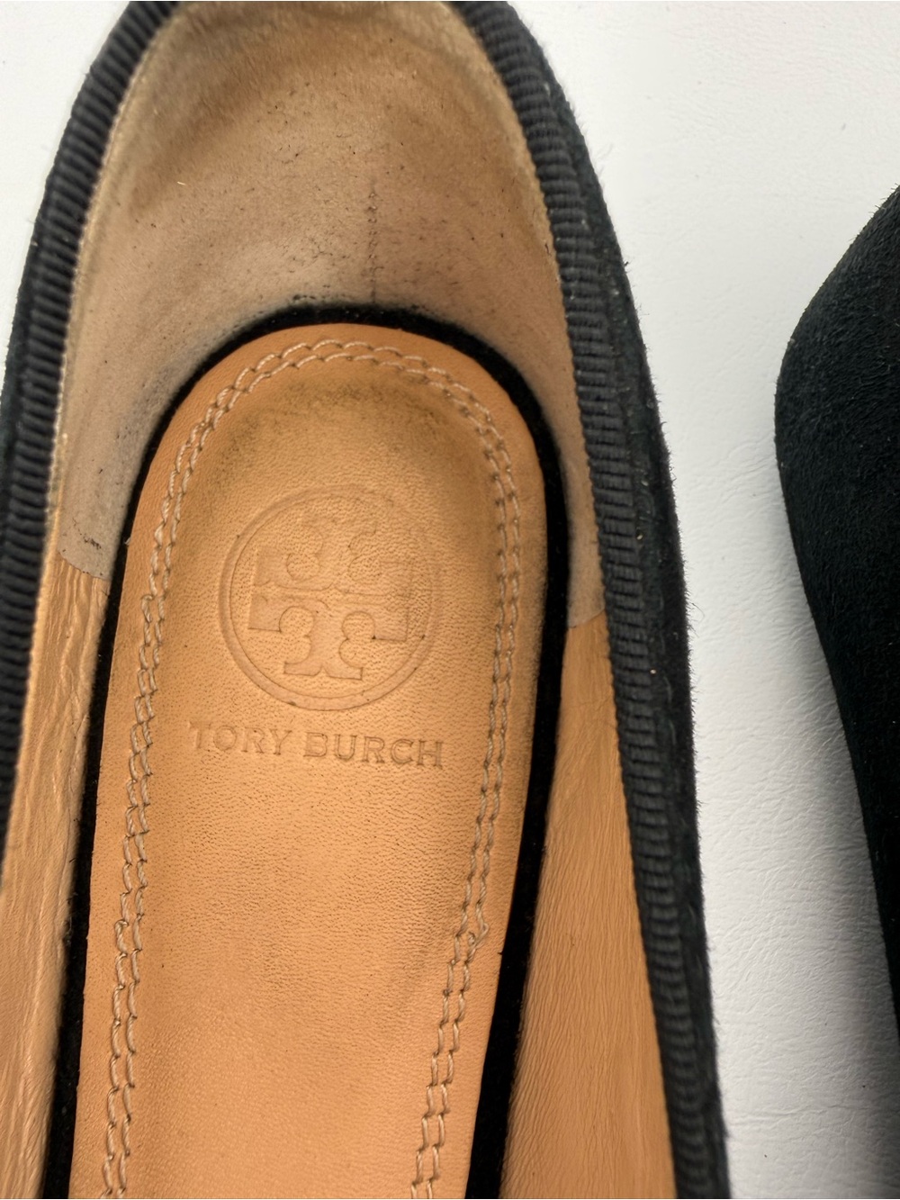 Tory Burch Vanessa Black Suede Pointed Toe Crystal -Bow Ballet Flat Sz 9.5 Prepp - Picture 14 of 17